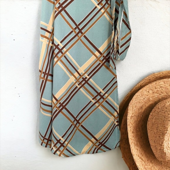 Forever 21 Plaid Wrap Dress Size Small - Picture 7 of 11
